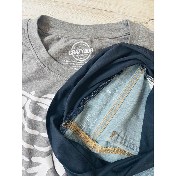 Crazy Dog Top sz S and A Glow Boyfriend Short sz 2 EUC - Picture 2 of 3